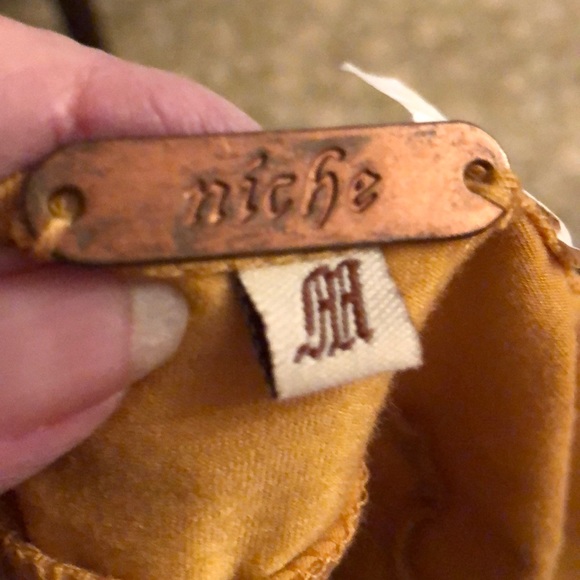 Niche beautiful dress like new - Picture 6 of 8